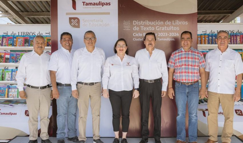 Dan banderazo de salida a la distribución de libros de texto gratuito para el cliclo escolar 2023-2024