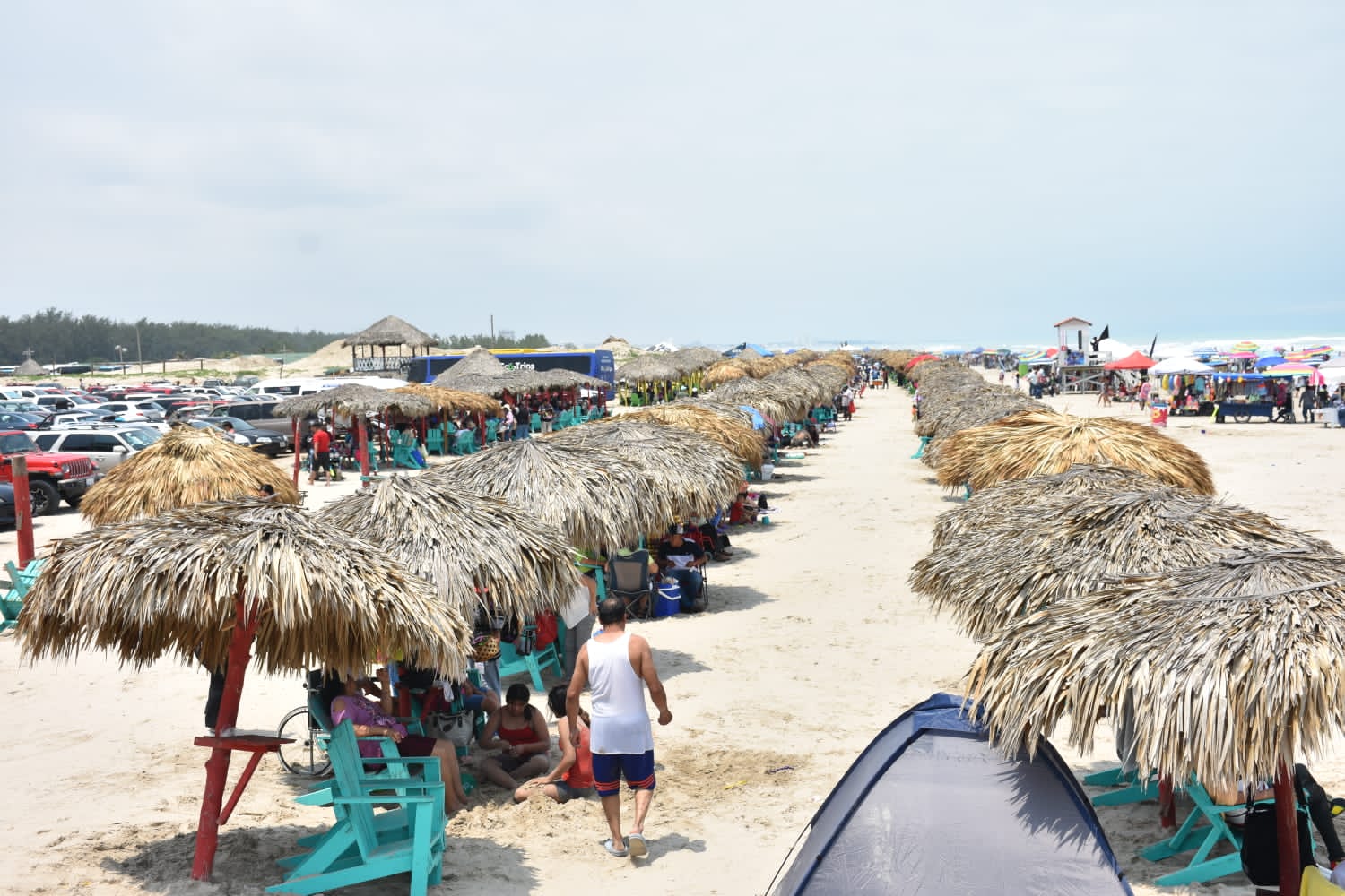 Secretaría de Turismo convoca a reunión sobre seguridad en playas y centros turísticos.