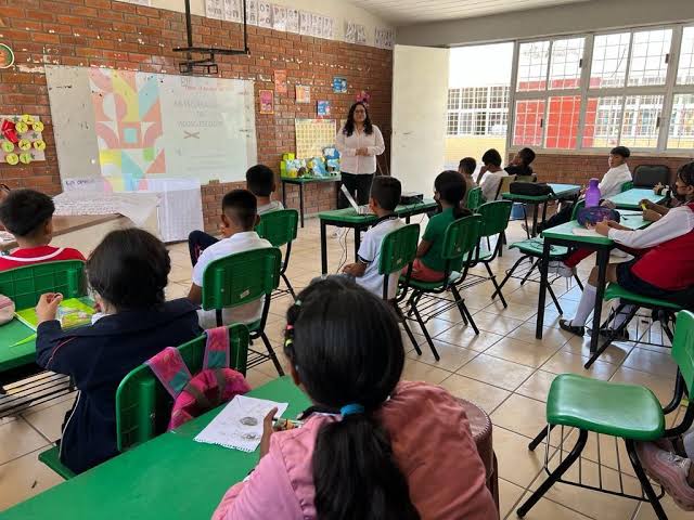 La mayoría de las escuelas recuperarán clases extendiendo el horario de salida.