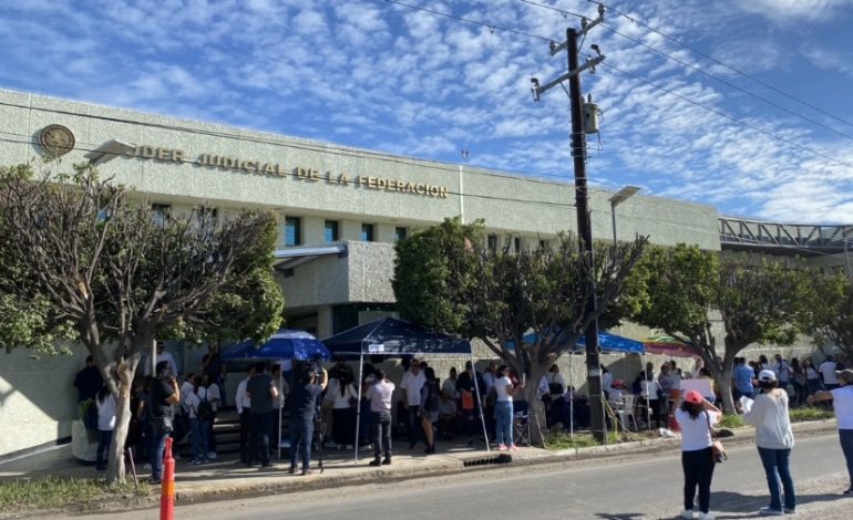 Trabajadores del Poder Judicial de la Federación llevan a cabo el último día de paro nacional.