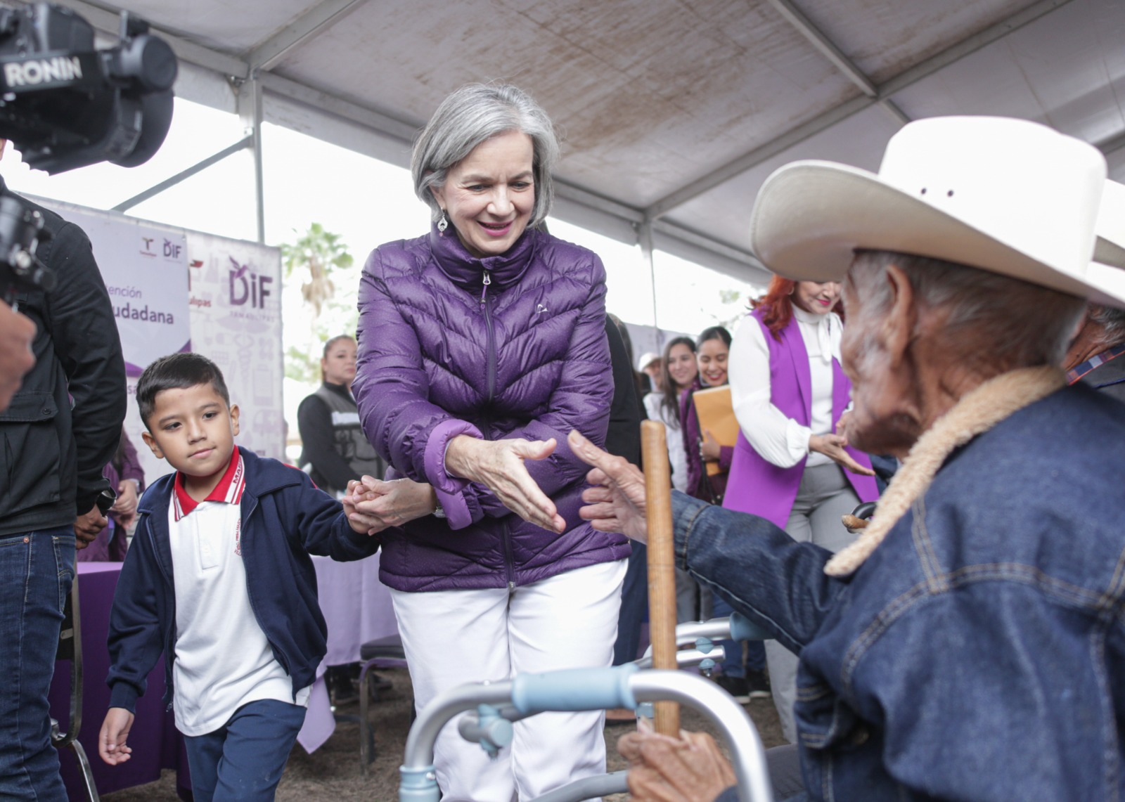 Atiende DIF Tamaulipas a más de 600 habitantes de Burgos, Méndez y Cruillas con la brigada “Transformando Familias
