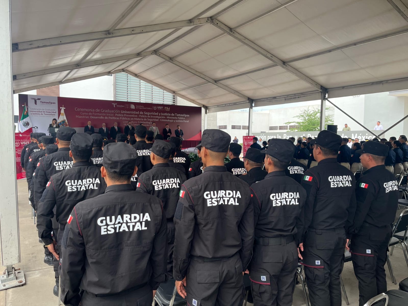 Entrega USJT nueva generación de 182 graduados de sus carreras y cursos de formación inicial para guardia estatal y ministerios públicos