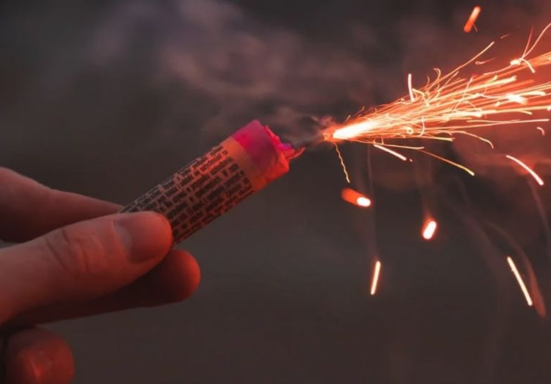 Protección civil no ha detectado venta ilegal de pirotecnia.