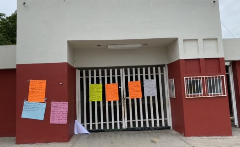 Se cumplen dos días sin clases en la secundaria técnica 54.