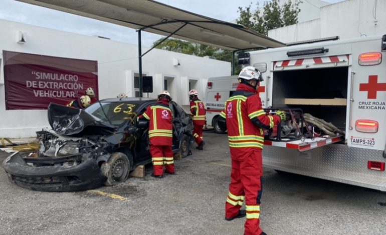 Emite la Cruz Roja recomendaciones para evitar accidentes carreteros.