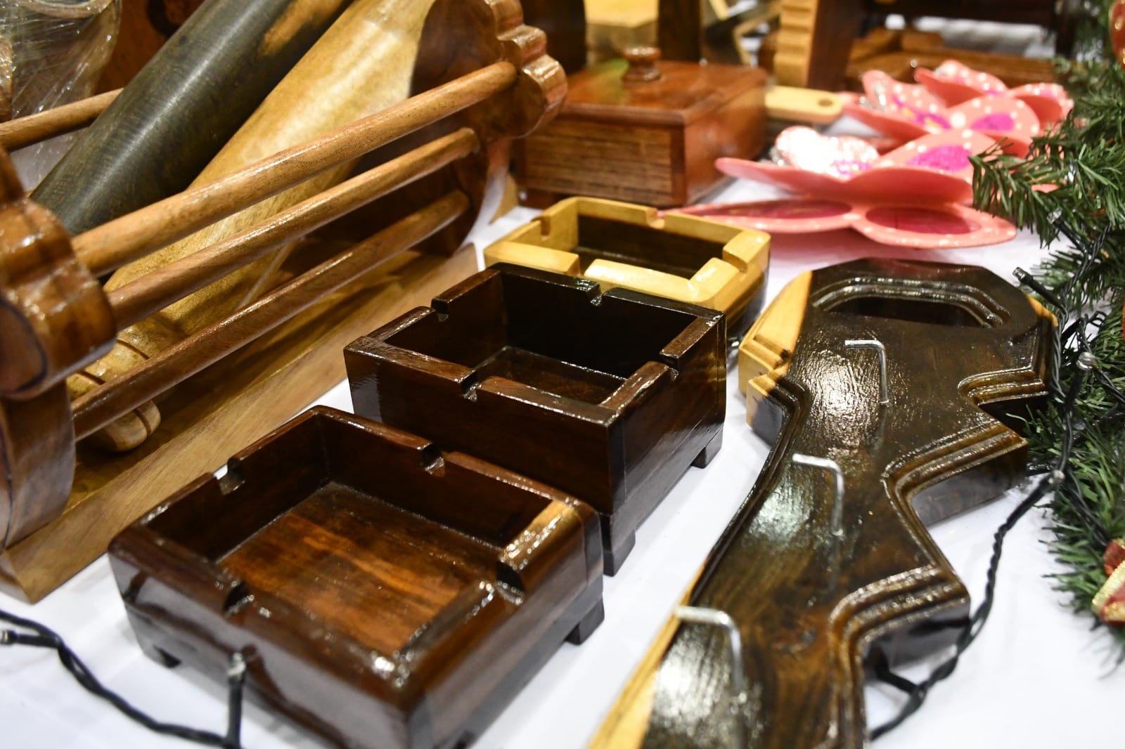 Artesanías hechas en CEDES forman parte del Segundo Bazar “Un DIFciembre para Recordar”