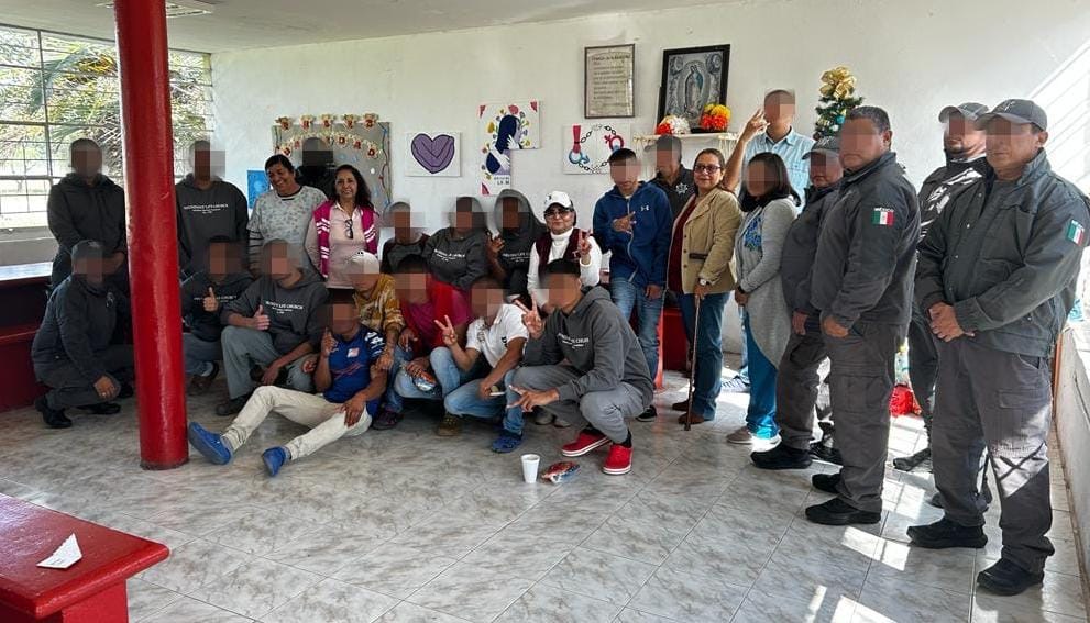 Adolescentes en internamiento reciben a los Reyes Magos