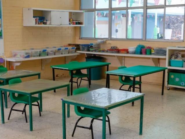 Frente frío deja ausentismo escolar y escuelas cerradas en Tamaulipas.