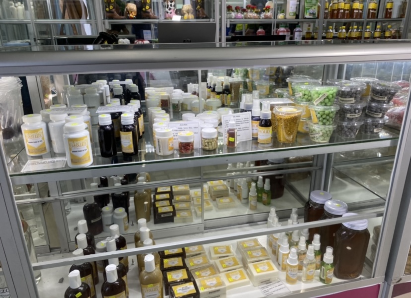 Presentan exposición de productos elaborados en el Campo Tamaulipeco en la torre bicentenario de Ciudad Victoria.