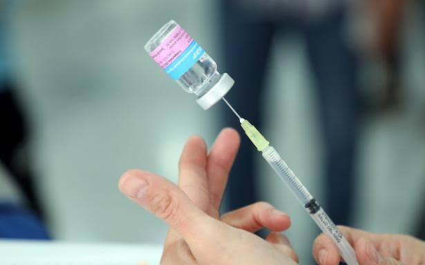 La vacuna contra la influenza estará disponible en los centros de salud hasta el mes de marzo.