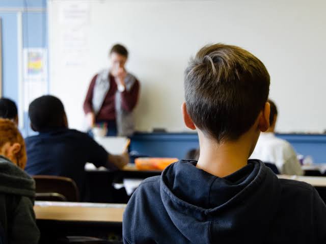 La meta del periodo de inscripción es ingresar a más de 210 Mil estudiantes entre preescolar y secundaria.