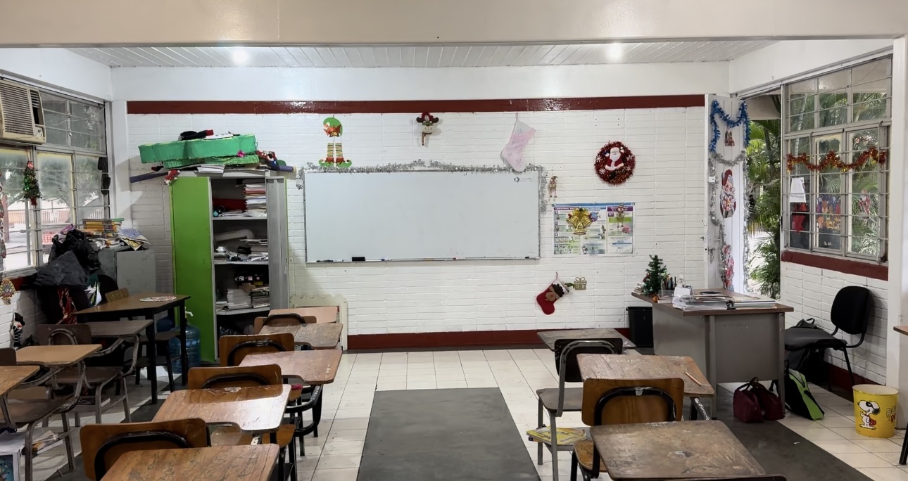 Debido al frío, de 587 alumnos inscritos en la primaria Redención del Proletariado, tan sólo 19 fueron a clases.