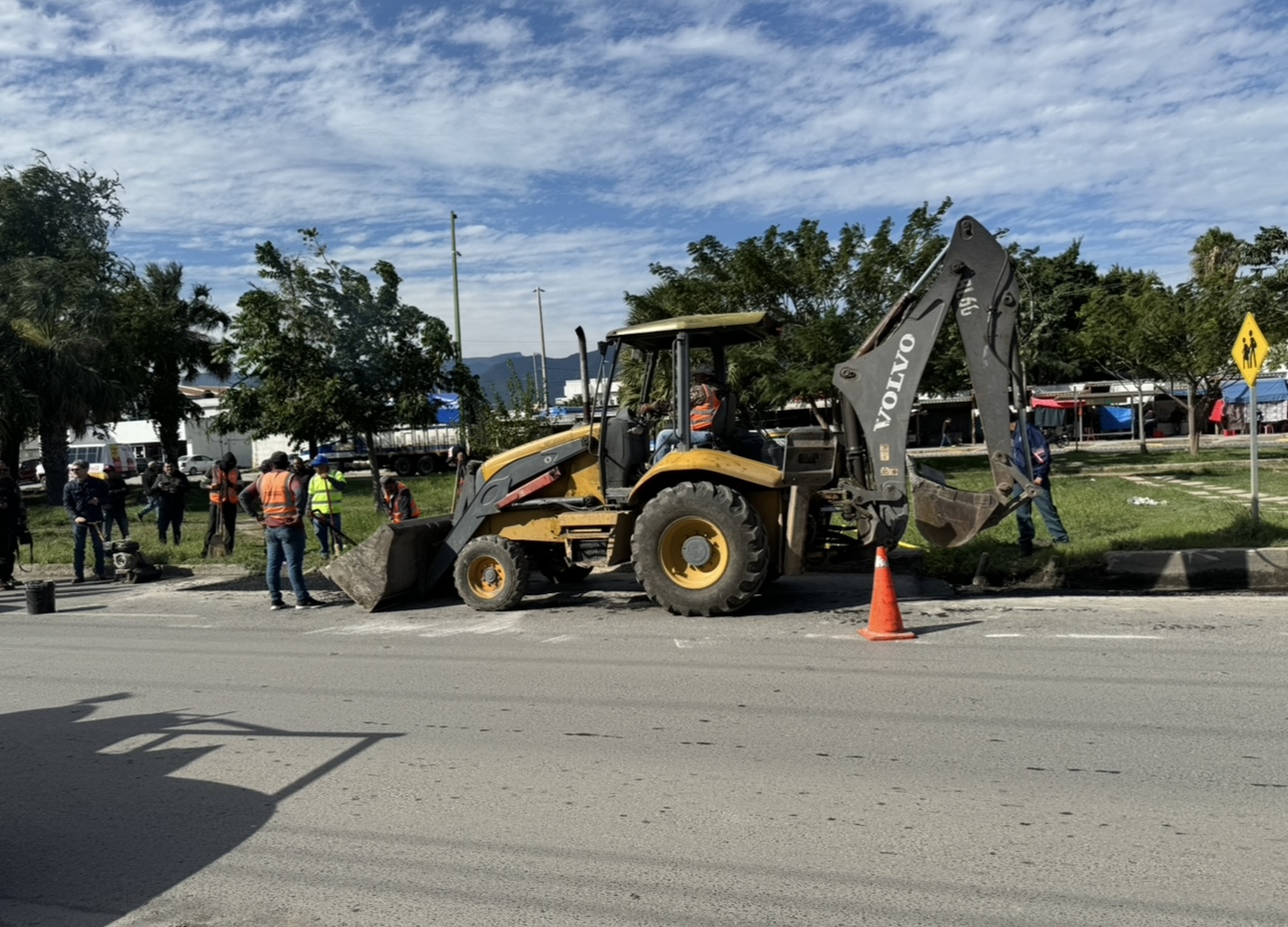 Se refuerza el programa de bacheo en Ciudad Victoria.