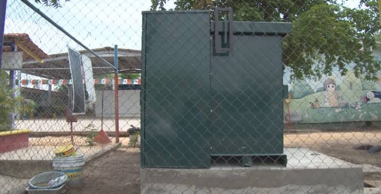 Instalan subestaciones eléctricas en escuelas de Tamaulipas.