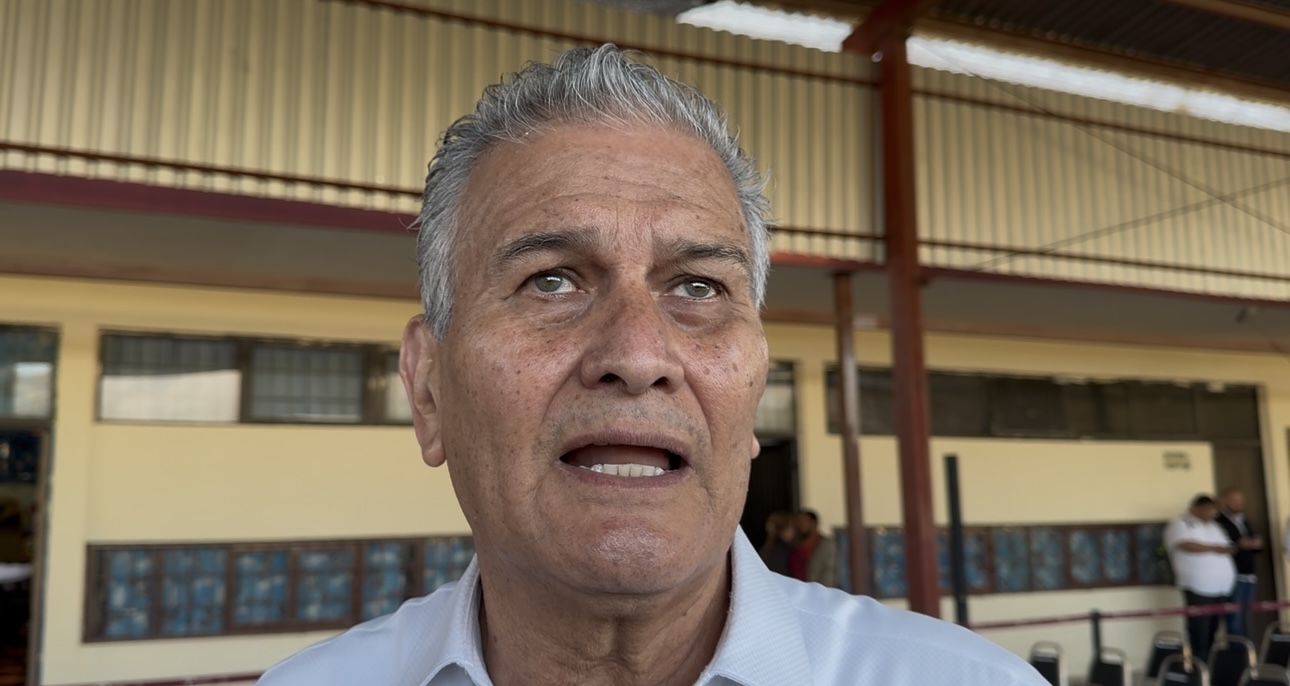 Analiza la secretaría de salud dos casos probables de muerte por dengue.